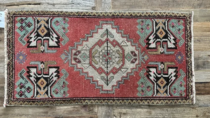 1’6 x 3’ Vintage Oushak Mat Muted Brick, Green, Gray & Black ‘5162