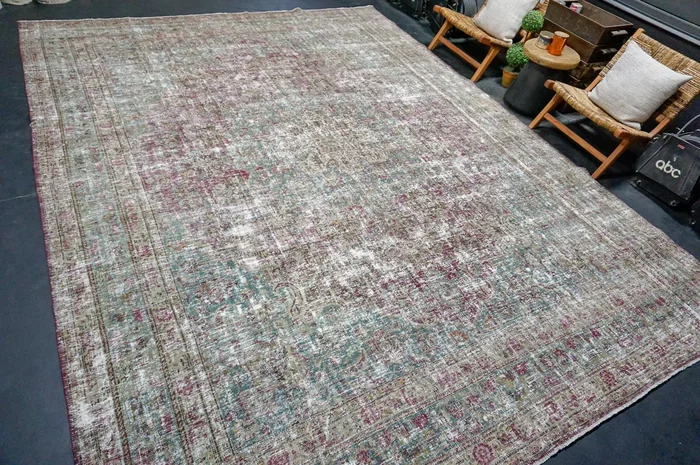 10’4 x 13’4 Classic Vintage Rug Violet, Turquoise & Gray ‘4702