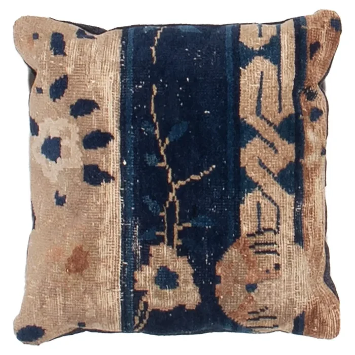 17″ x 17″ x .5″ Antique Pillow Collection Traditional Wool Pillow #016817