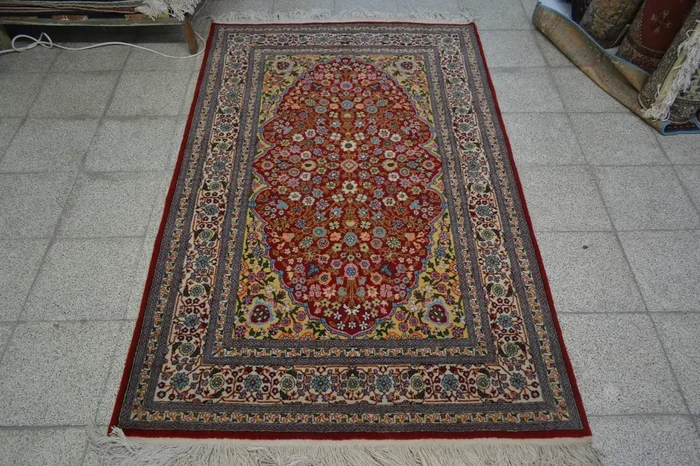 Turkish Red OrientalHereke Rug