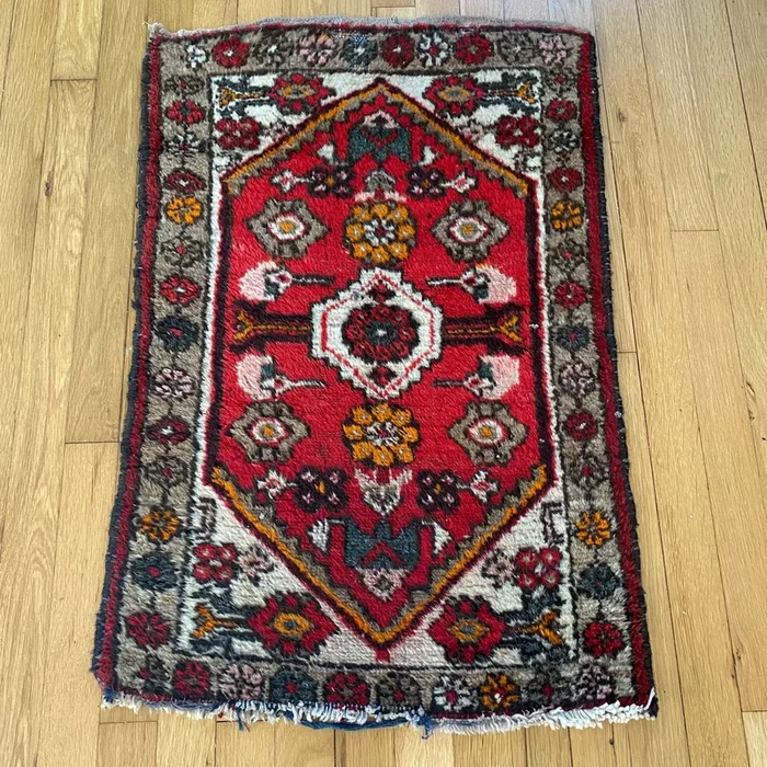Vintage Rug, 1′ 11 x 2′ 10 Red