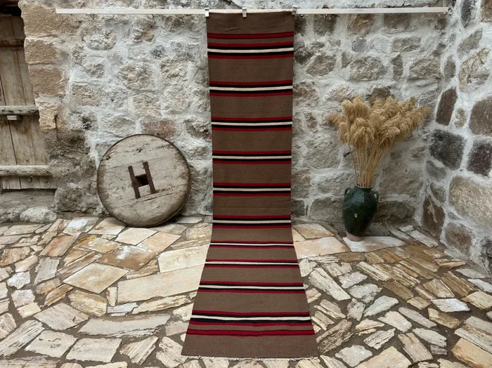 Zarah 2’7” x 12′